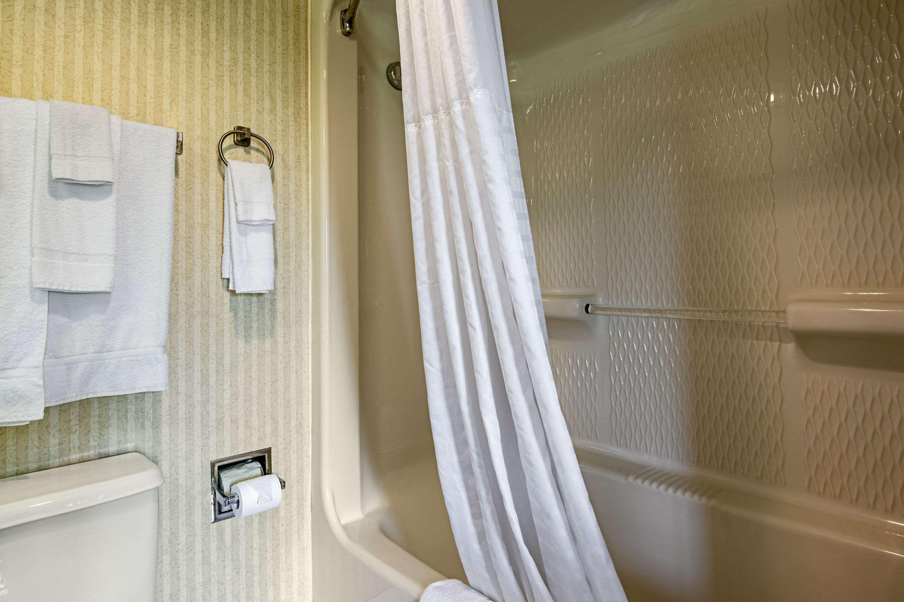 Quality Inn Портсмут Екстер'єр фото