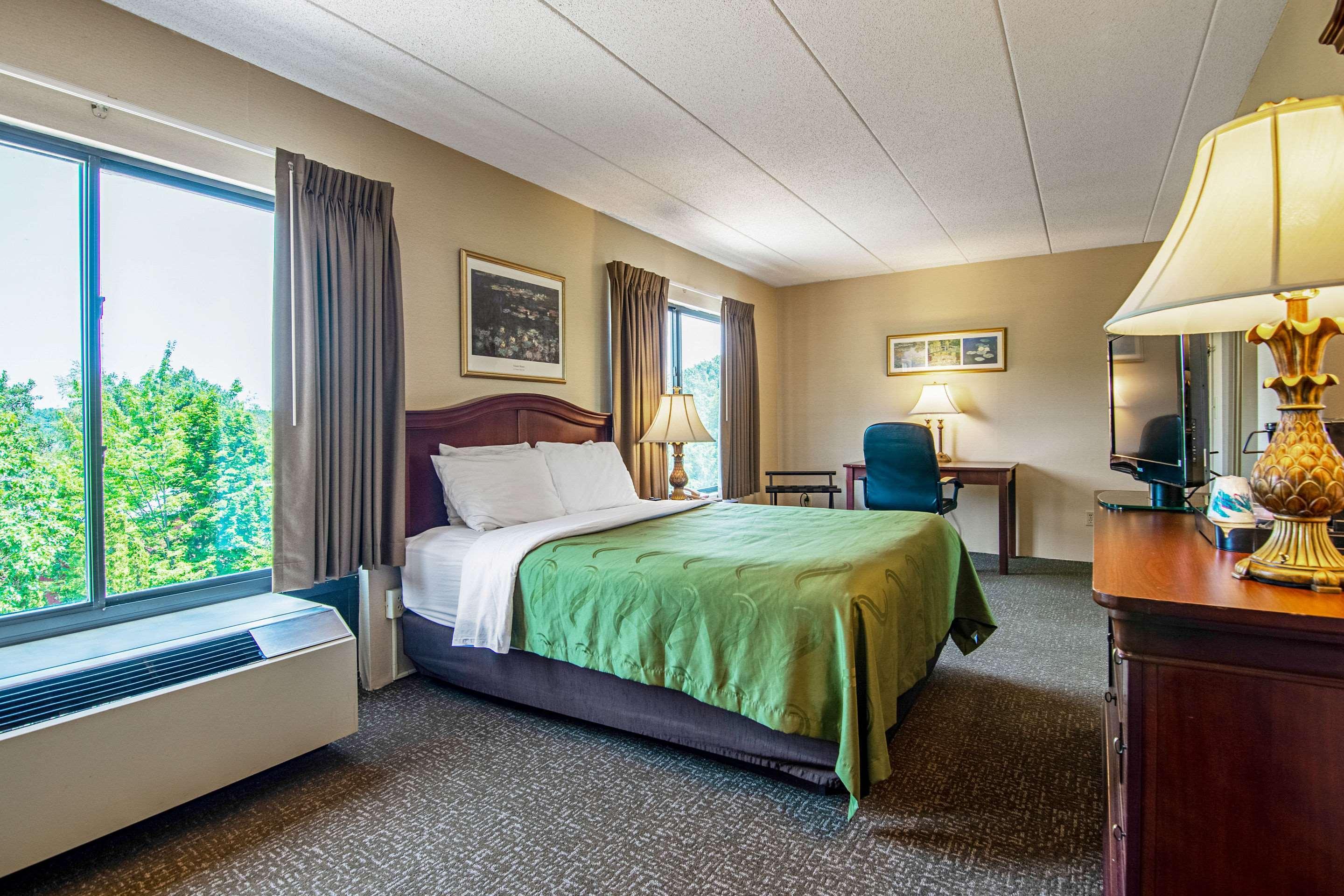 Quality Inn Портсмут Екстер'єр фото
