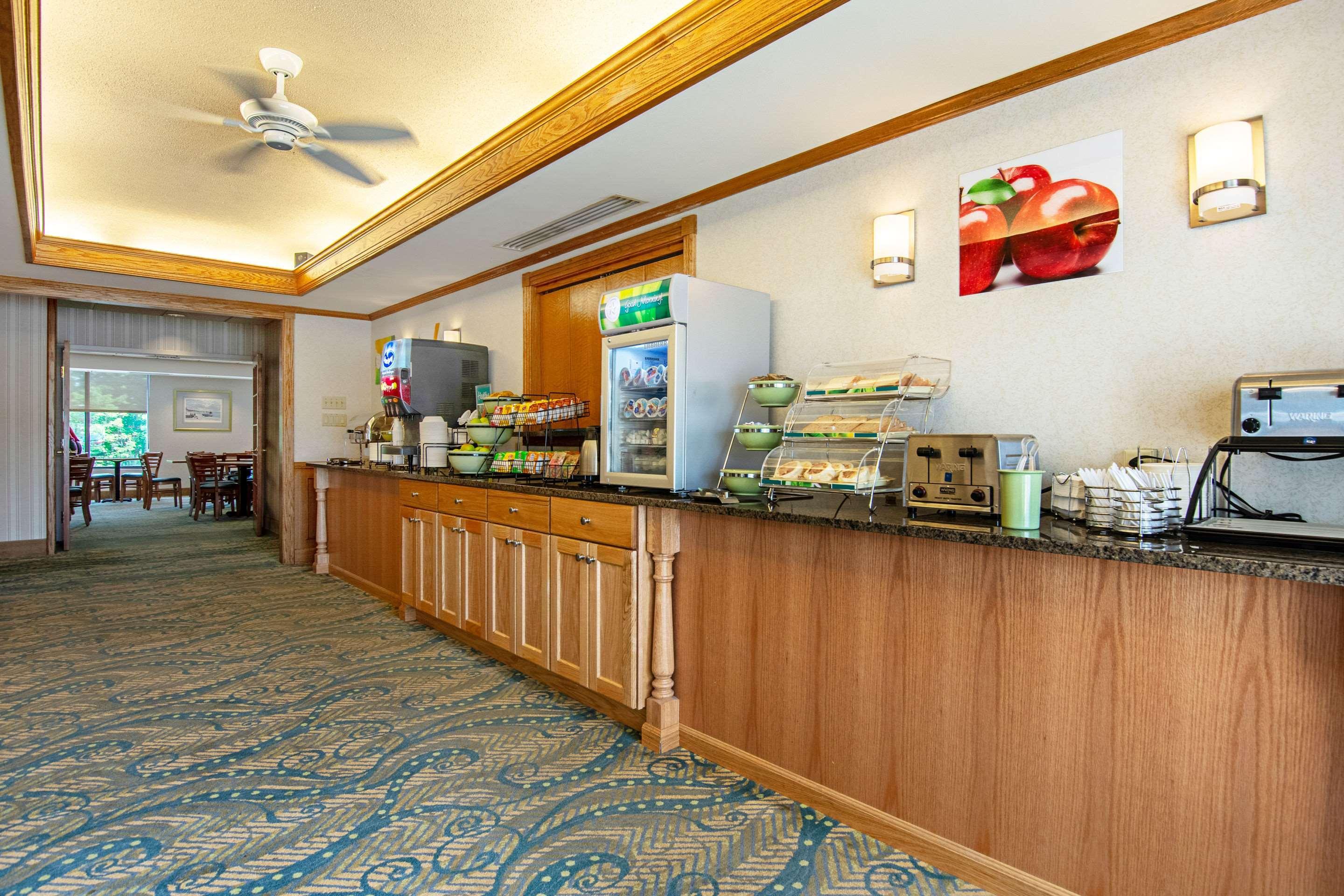 Quality Inn Портсмут Екстер'єр фото
