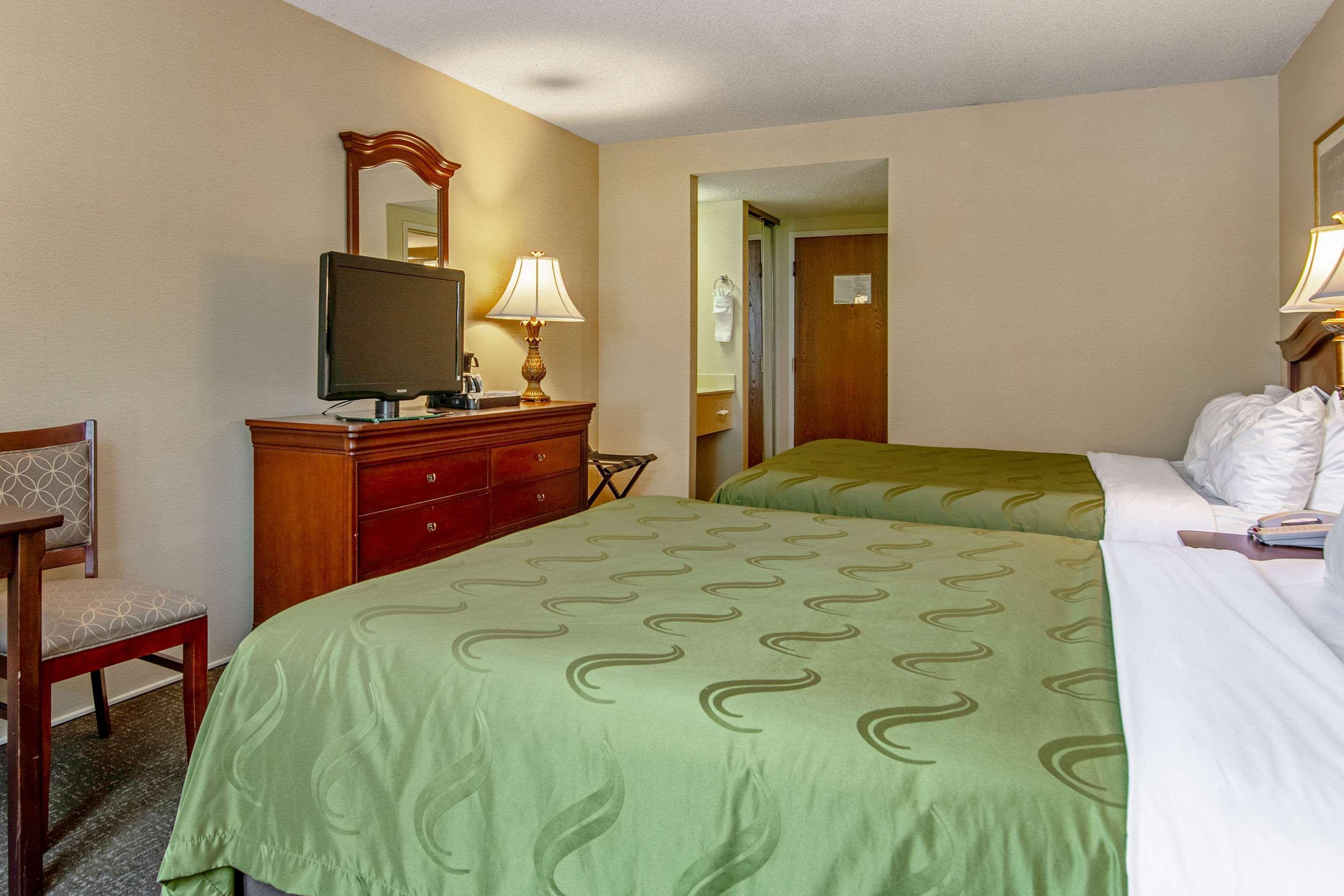 Quality Inn Портсмут Екстер'єр фото