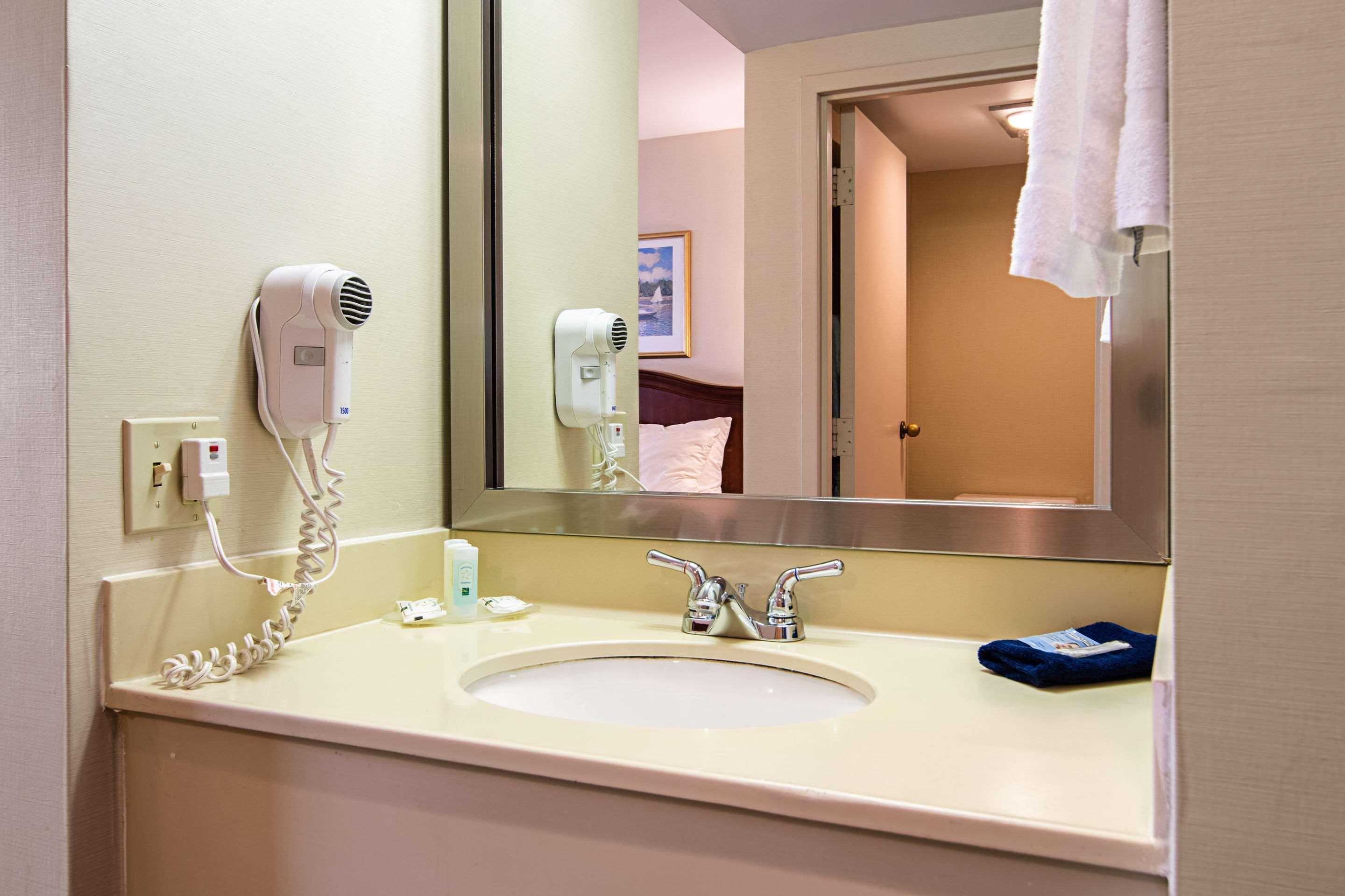 Quality Inn Портсмут Екстер'єр фото